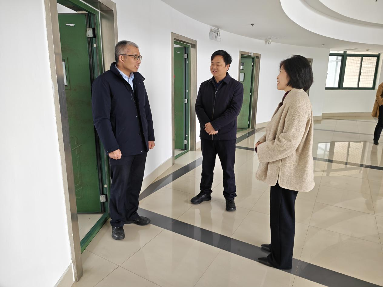4b0c17a26c4d4a4c9cacadec6f251af7.png 图片1.png